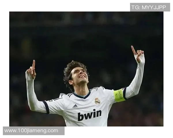 足球巨星卡卡的艺术素描展现其辉煌职业生涯与个人魅力的完美结合 足球巨星卡卡的艺术素描展现其辉煌职业生涯与个人魅力的完美结合